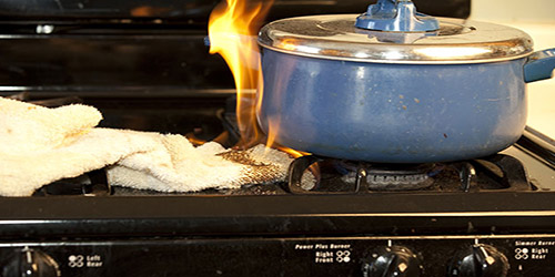 Không để vật dễ cháy gần bếp sử dụng gas